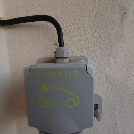 *private Outdoor Area* 300m-beach, Swing/no Stairs Dom wakacyjny