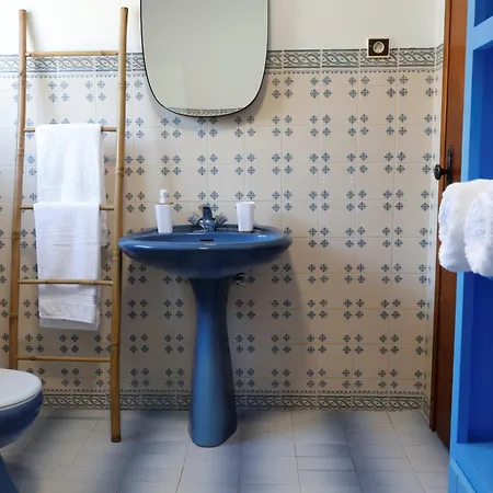 *private Outdoor Area* 300m-beach, Swing/no Stairs * São Martinho do Porto