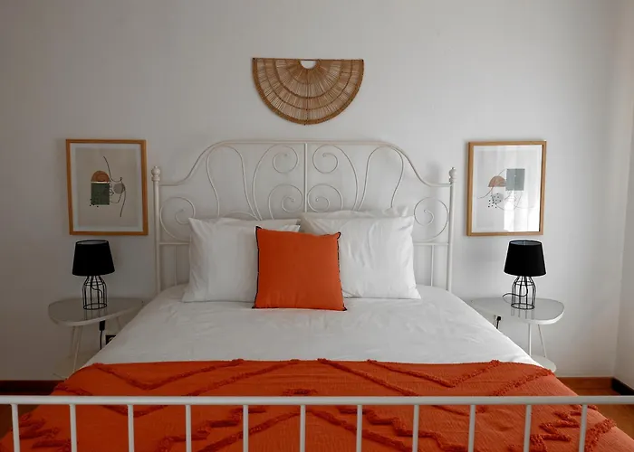 *private Outdoor Area* 300m-beach, Swing/no Stairs *